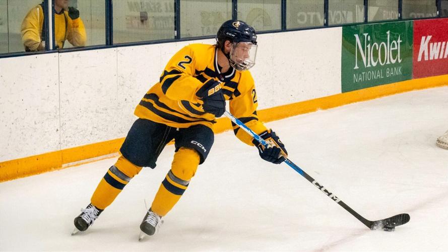 Men’s Hockey Opens Season with Tie Against MSOE