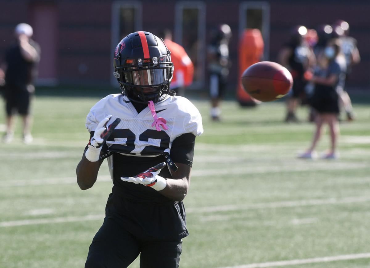 Osu Football Silas Bolden Emerging As Another Receiving Threat For Beavers This Spring Football Democratherald Com