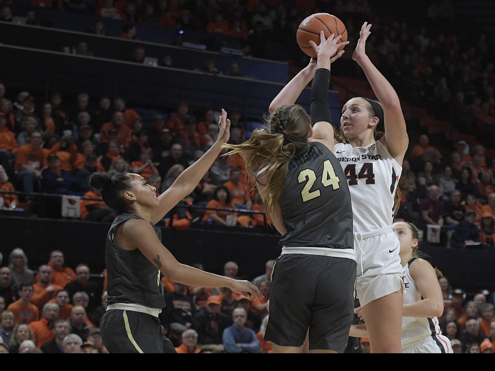 Osu Women S Basketball Jones Wins Pac 12 Honor For Third Time