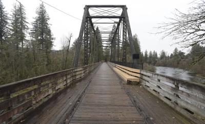 mill city railroad bridge stock 13
