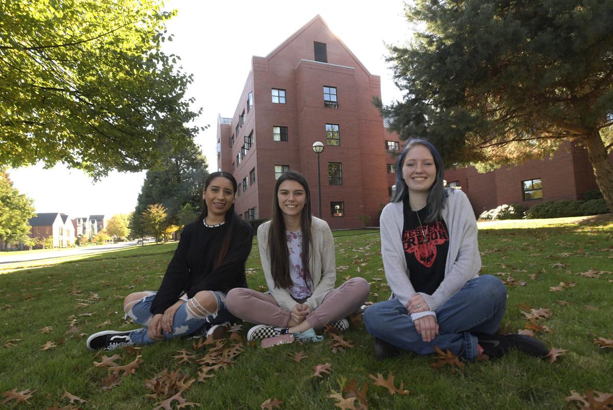 102118-adh-nws-AOS students at WOU-my (copy)