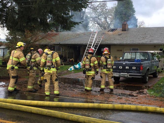 Man hospitalized after Lebanon house fire