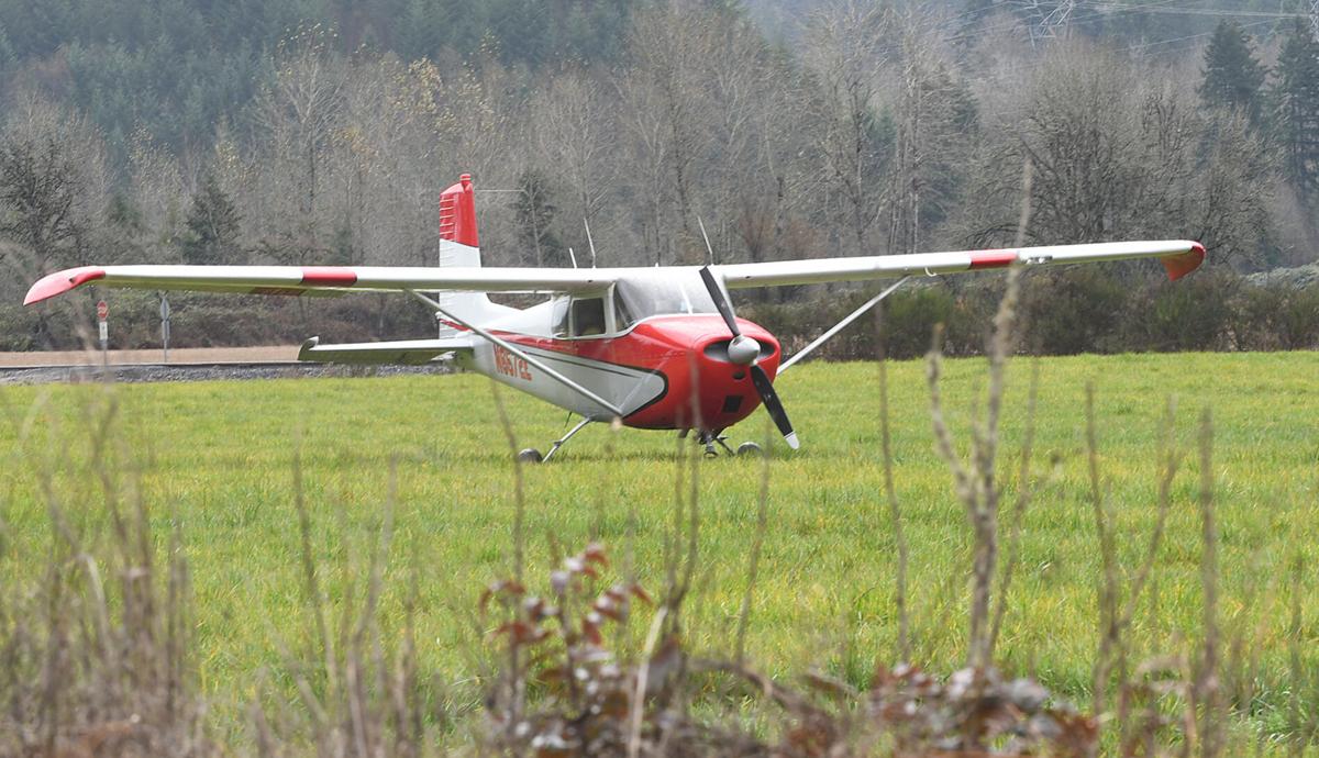 111820-adh-nws-Plane Lyons Mill City Drive-my