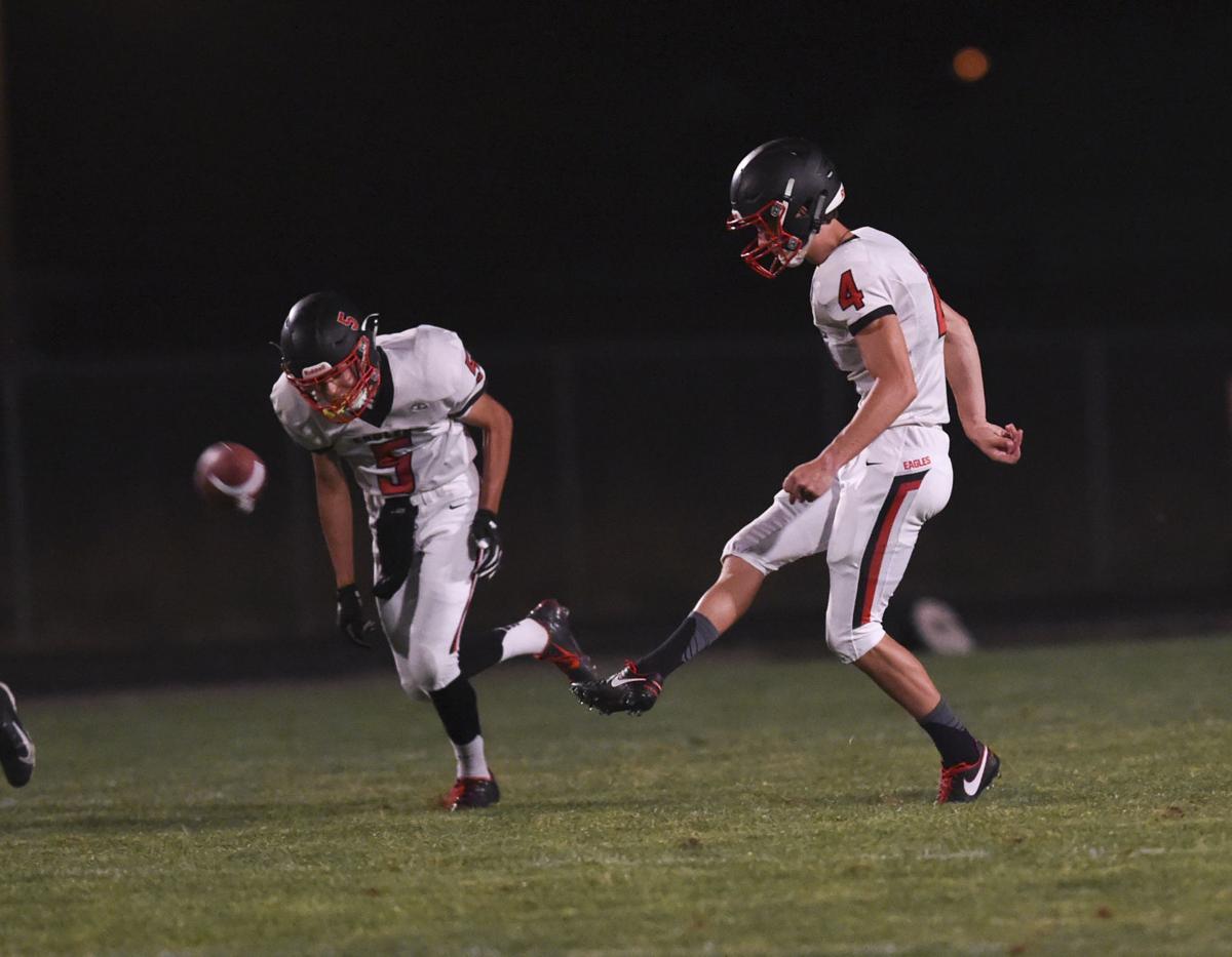 Santiam Christian at Harrisburg Football