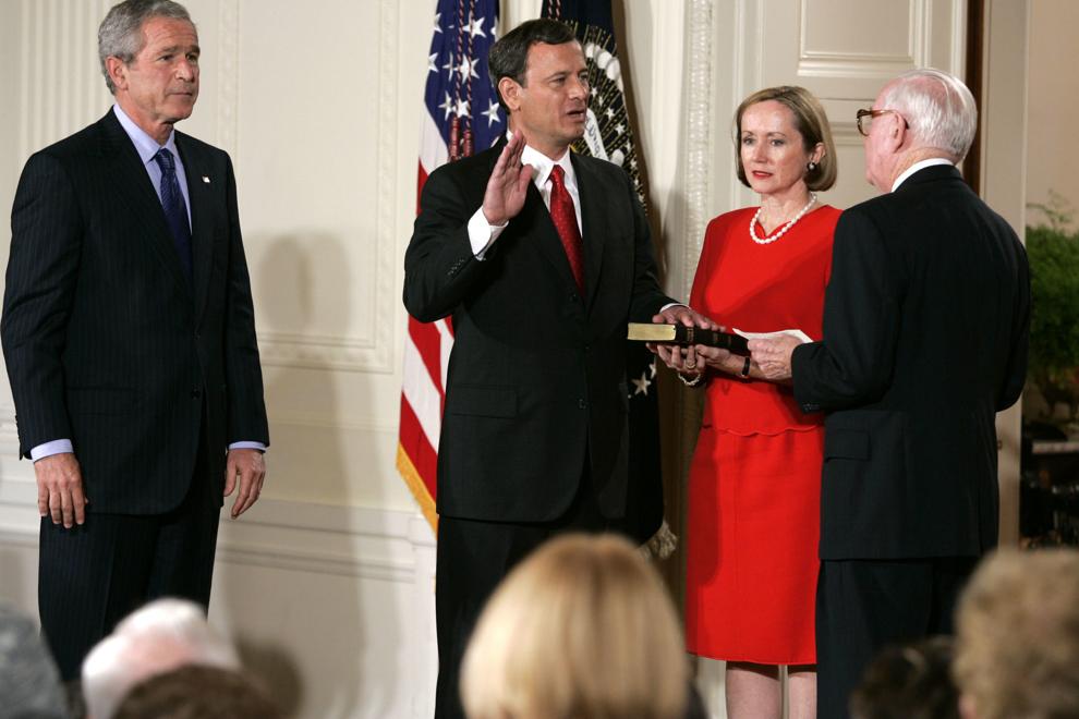 Former Supreme Court Justice John Paul Stevens dies at age