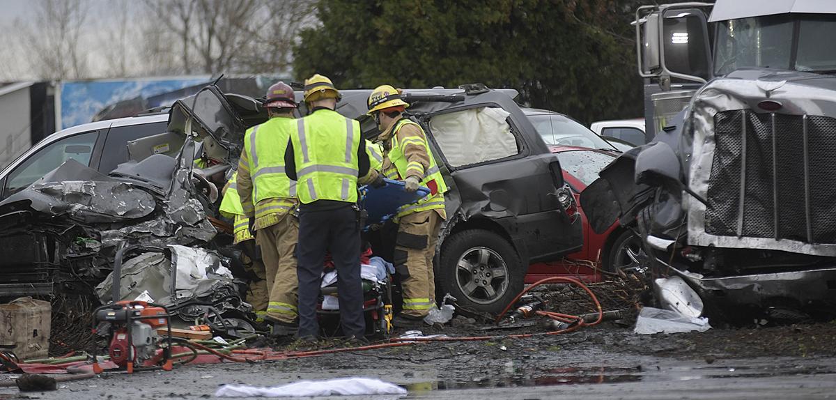 010320-adh-nws-Highway 20 Collision01-my