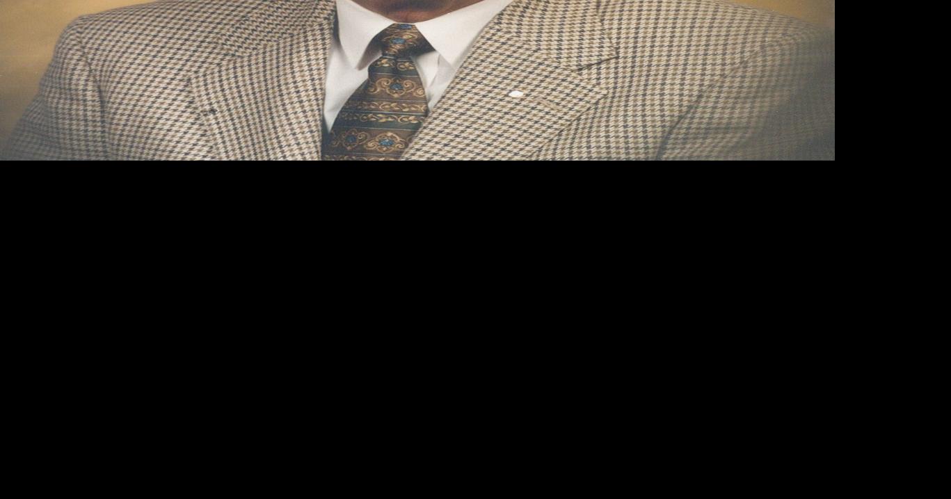 Delbert “Del” William Riley