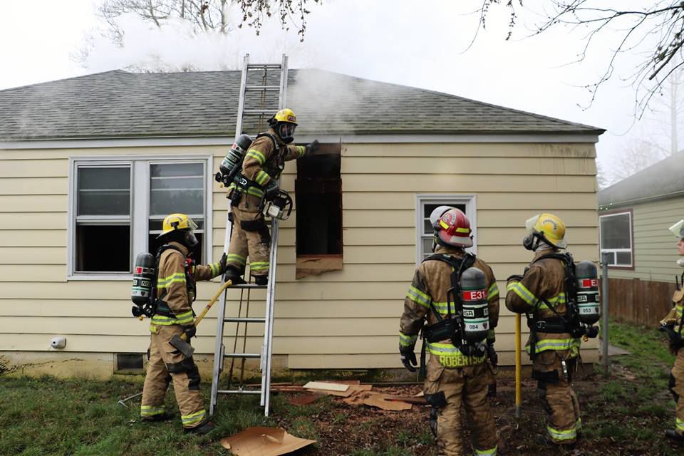 Lebanon house fire under investigation