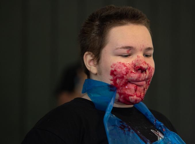 Gallery: Pie eating 07