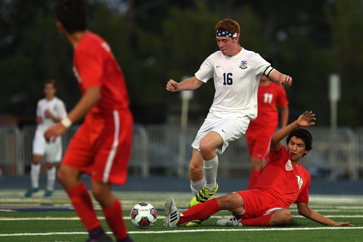 091217-adh-spt-albany-soccer-004.jpg