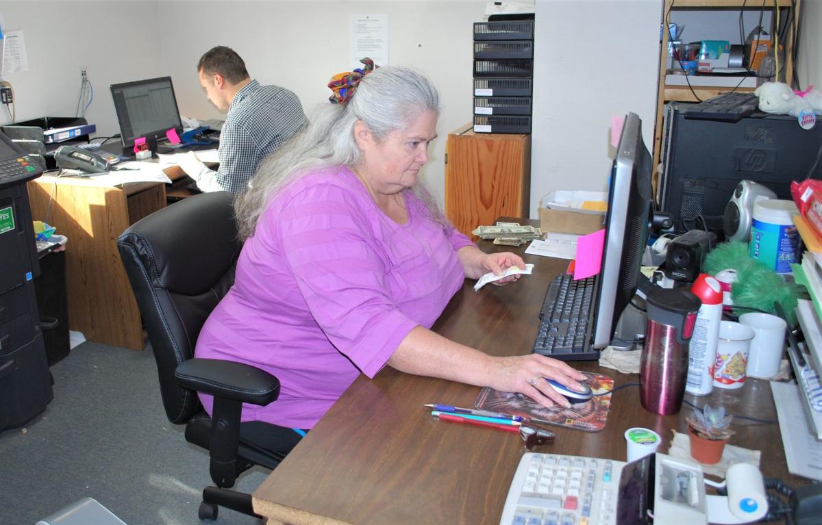 Albany Helping Hands Launches Computer Campaign News Democratherald Com