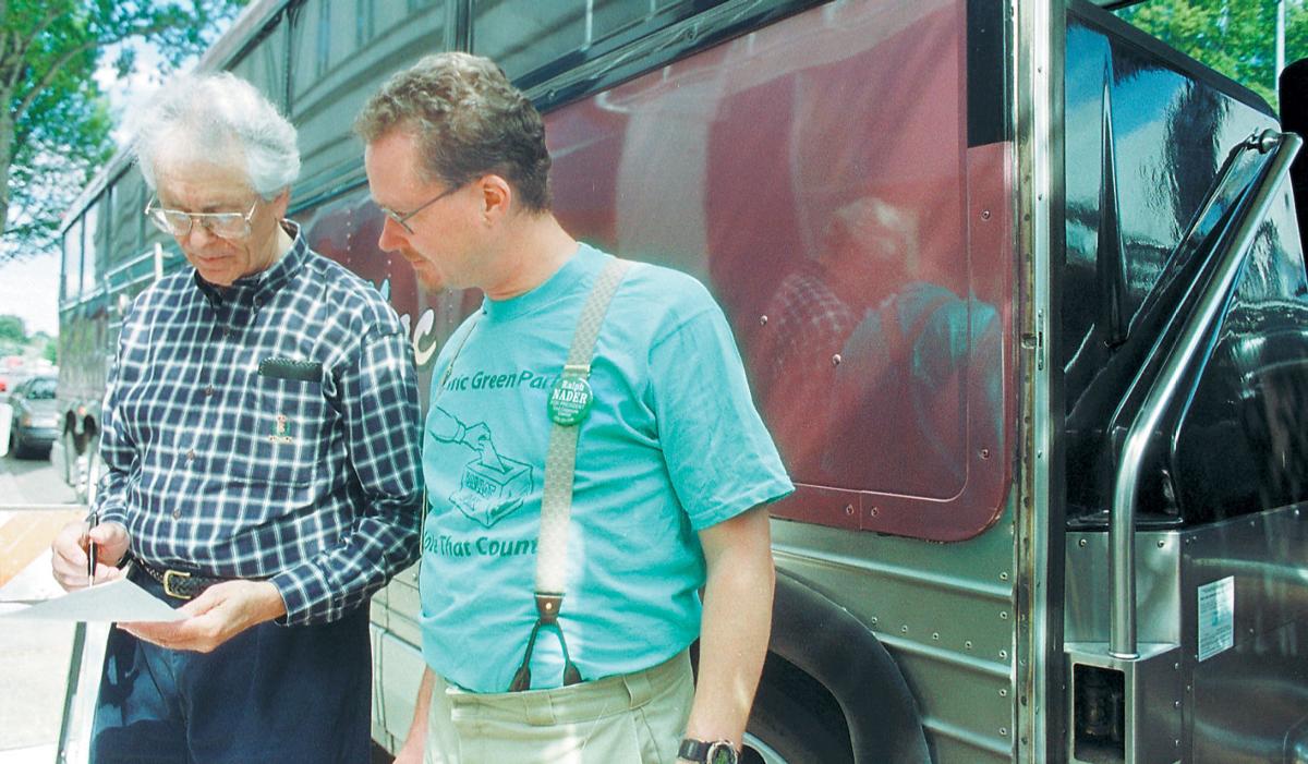 Flashback-GT August 2000 Nader Bus