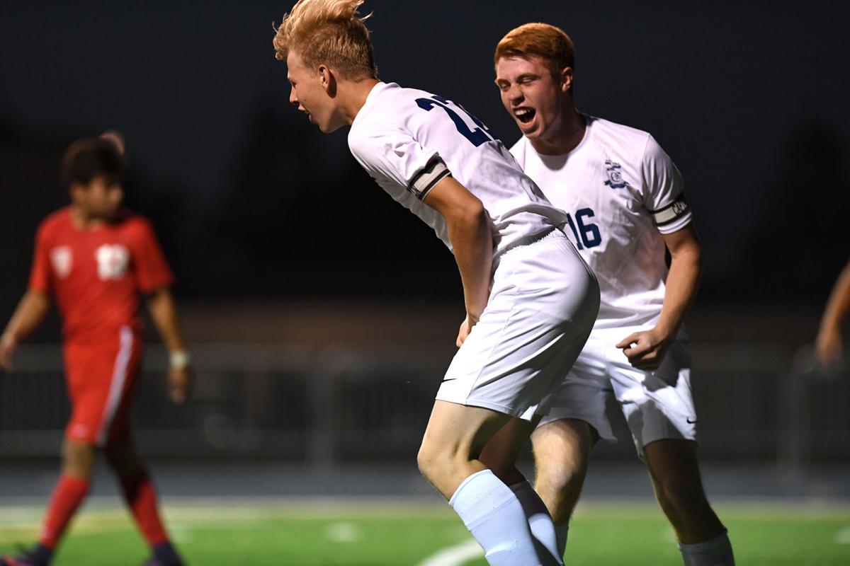 091117-adh-spt-albany-soccer-021.jpg