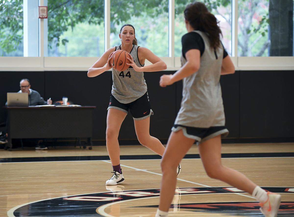 Osu Women S Basketball Freshmen Getting Up To Speed For Beavers