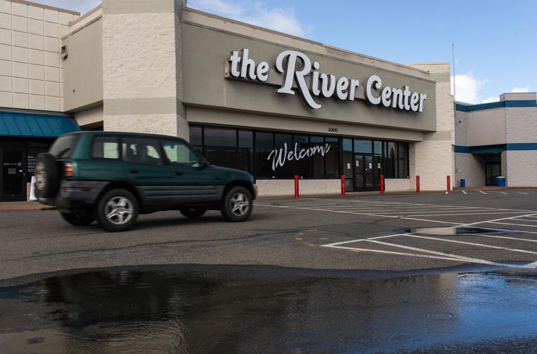 Lebanon's Walmart turns 30, a community reflects