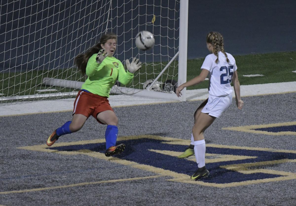 Warriors vs Bulldogs Girls Soccer07-my