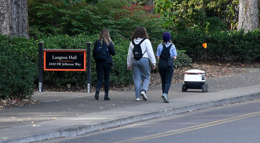 Food delivery robots start work at OSU