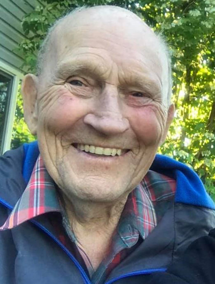 Benton “Bud” Burdett Burright