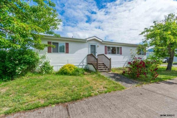 3 Bedroom Home in Lebanon - $55,000