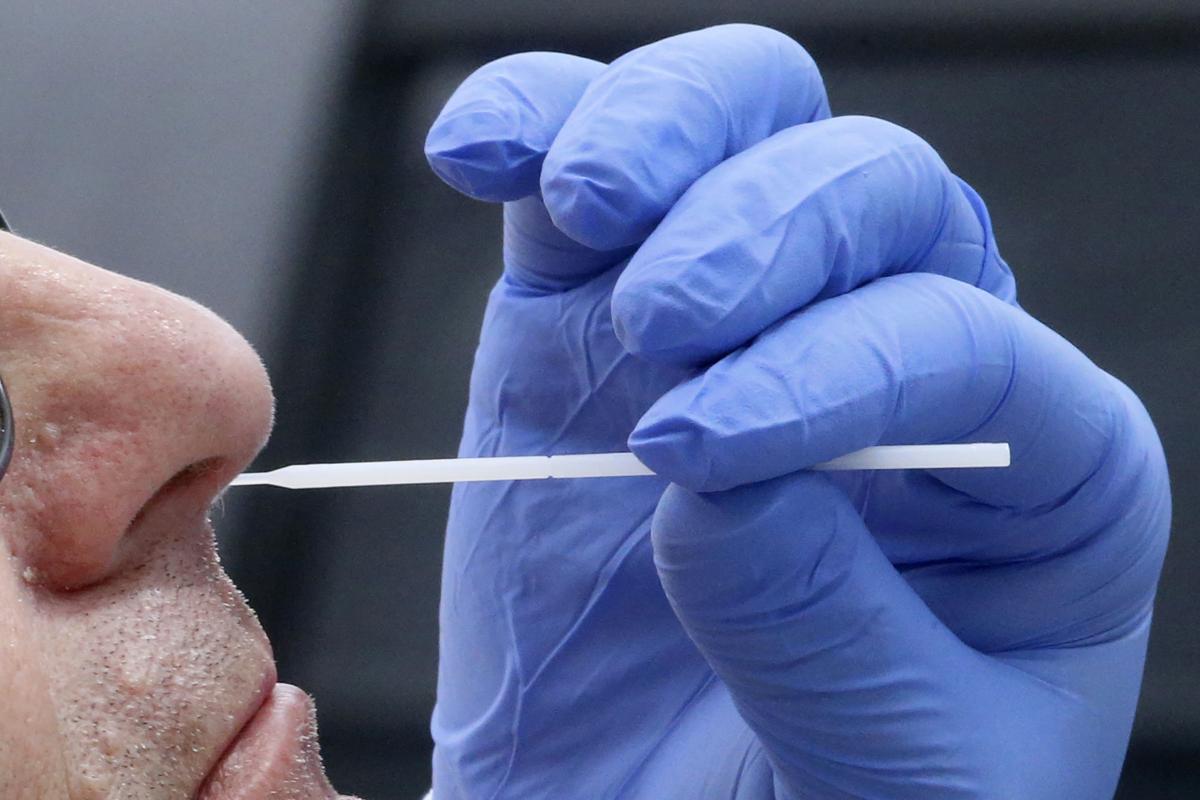 coronavirus-swab-testing-stock