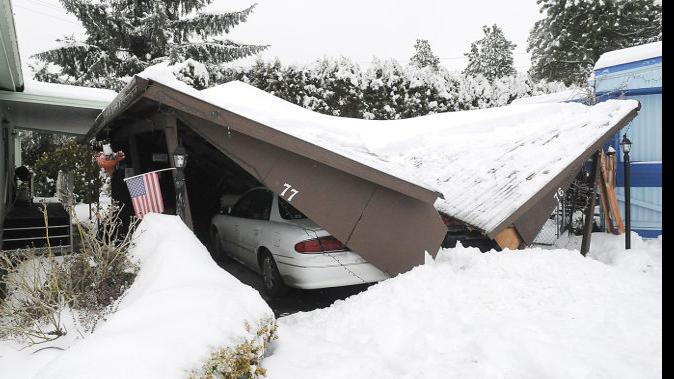 Carport Collapse Democratherald Com