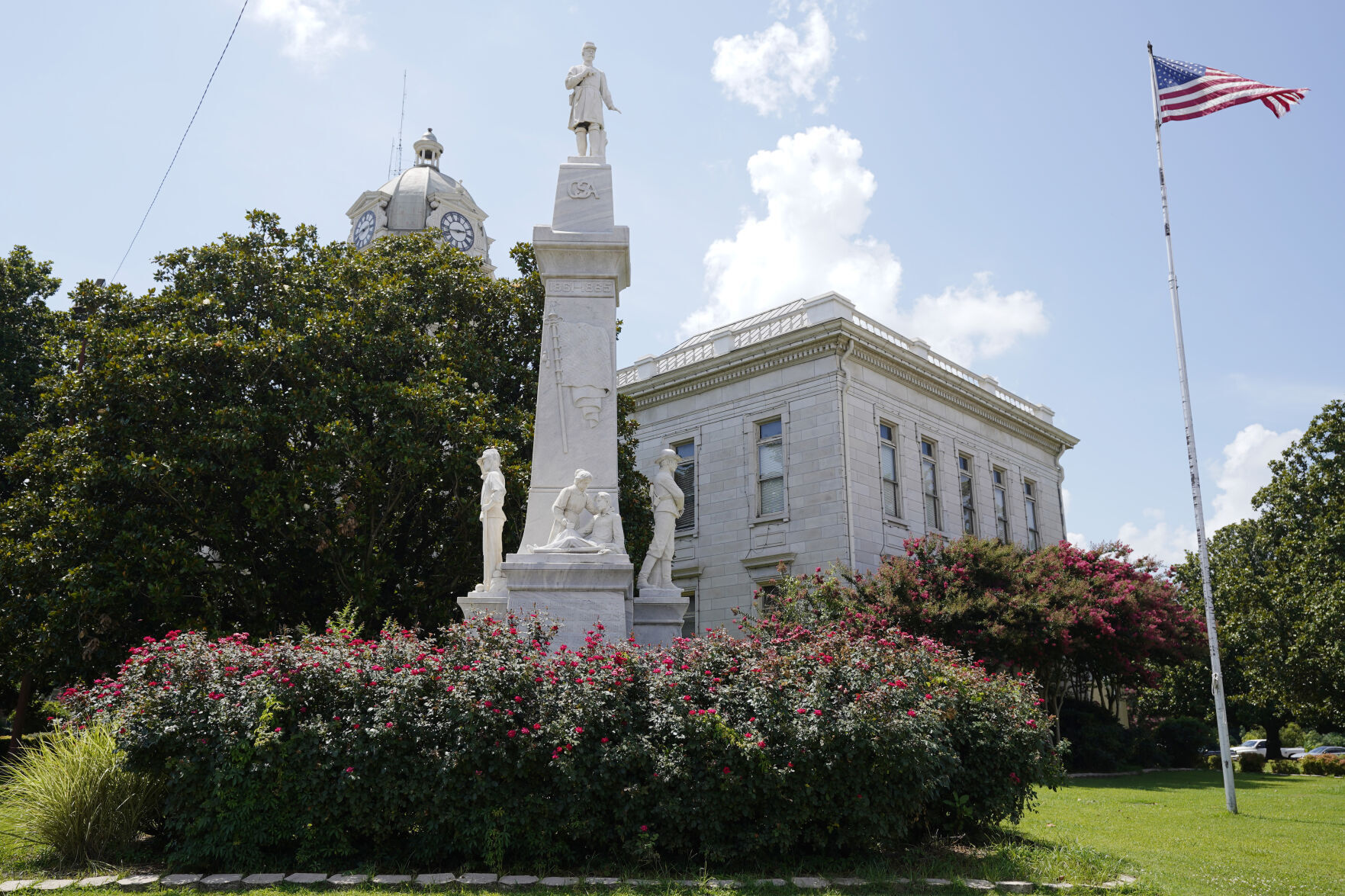 Community with Confederate monument to unveil Emmett Till statue