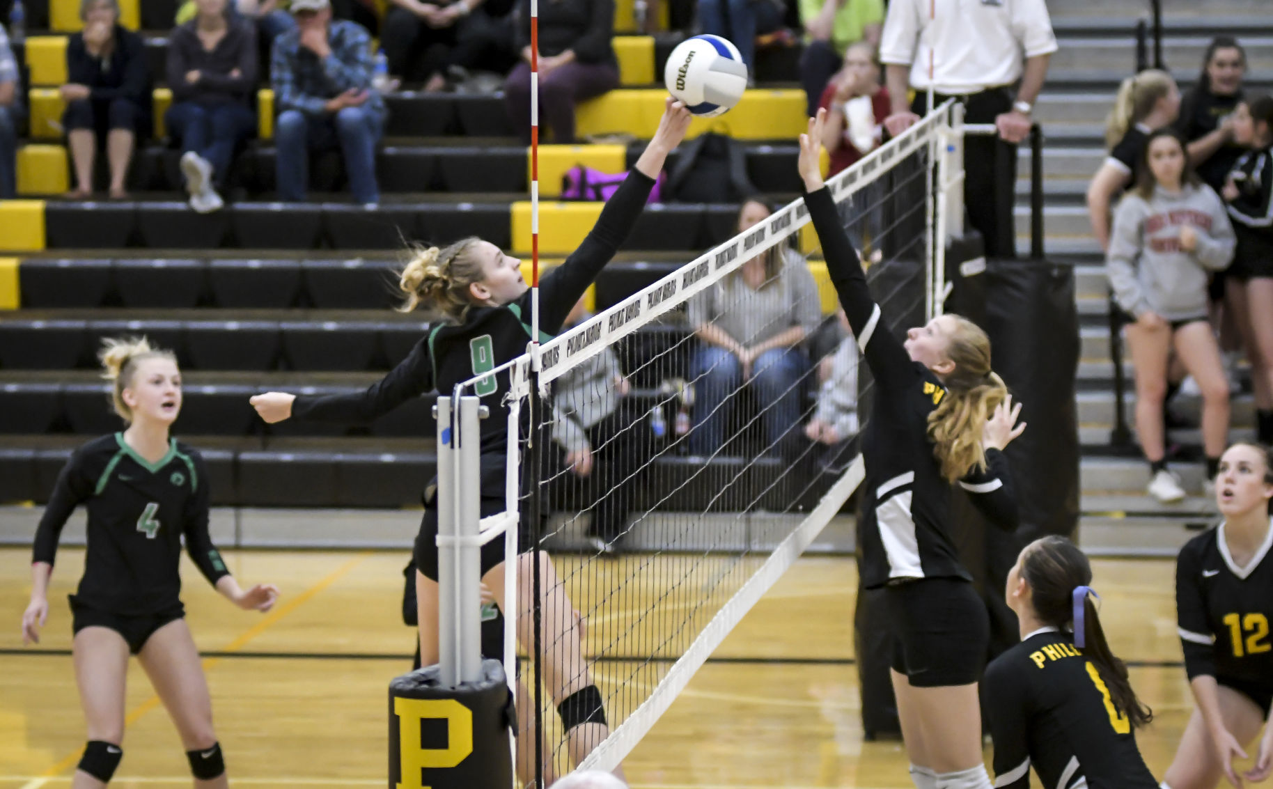 Prep volleyball: Sweet Home adjusting to league favorite role
