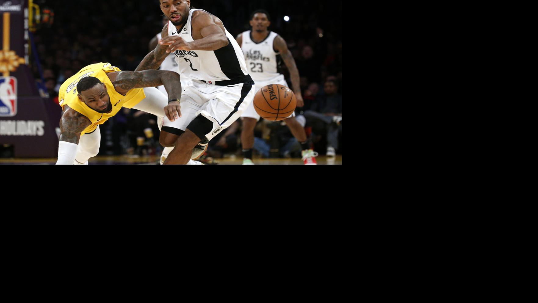 Nba S Fun Guy Kawhi Leonard Named Ap S Male Athlete Of 2019