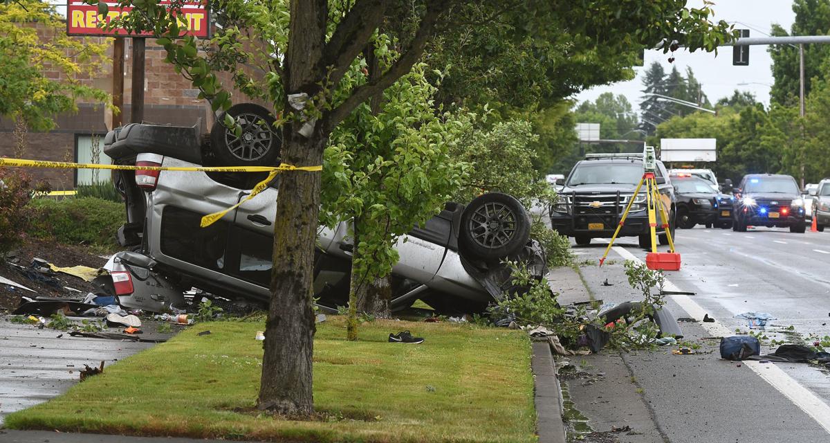 Stolen car crashes in Albany Local