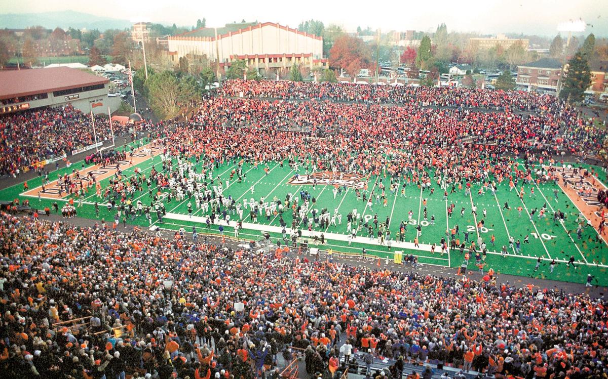 00 Flashback Osu Dashes Uo S Rose Dream Awaits Its Own Fate Football Democratherald Com