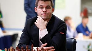 Chess world rocked by cheating accusation scandal