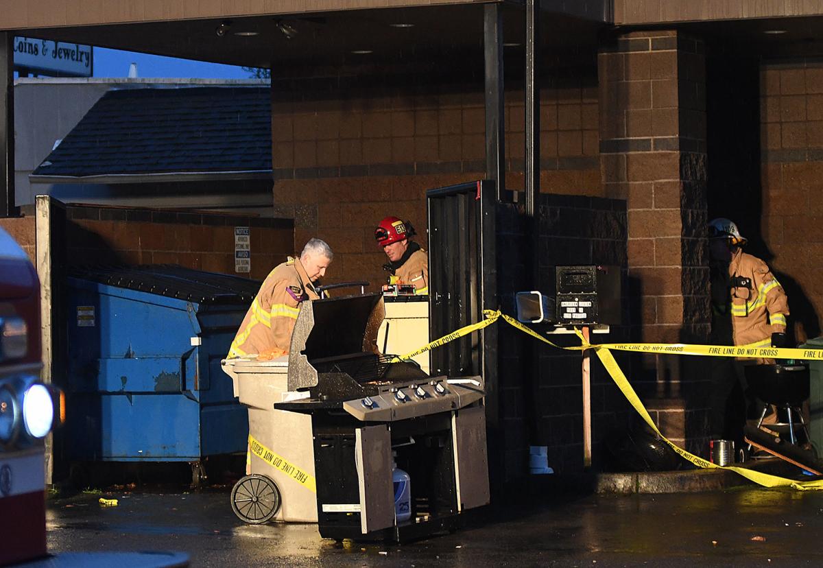 011820-adh-nws-American Legion Fire01-my