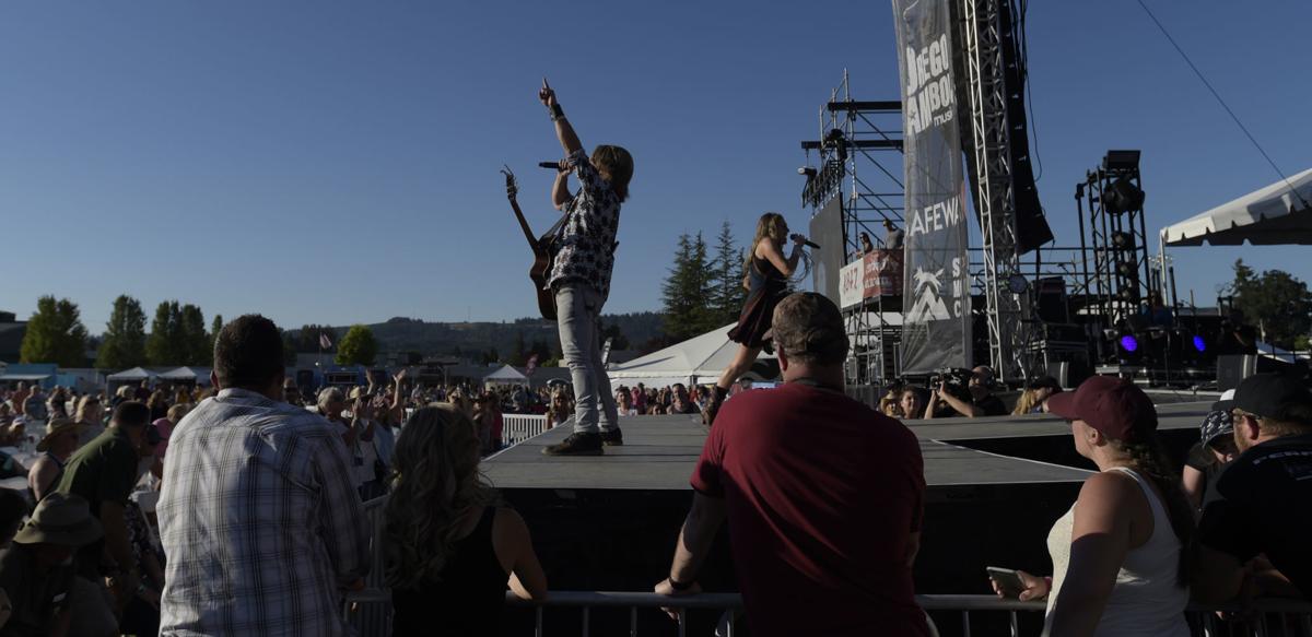 Gallery Opening night of 2018 Oregon Jamboree in Sweet Home