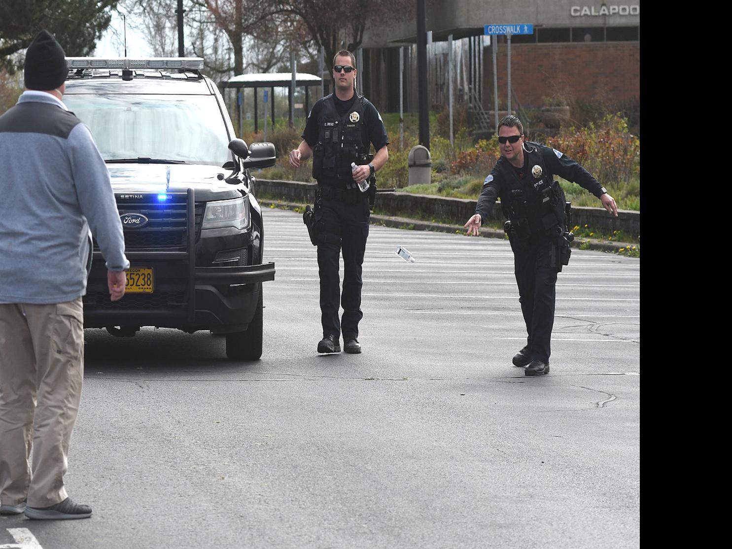 Albany Police Go Viral To Combat Virus Local Democratherald Com