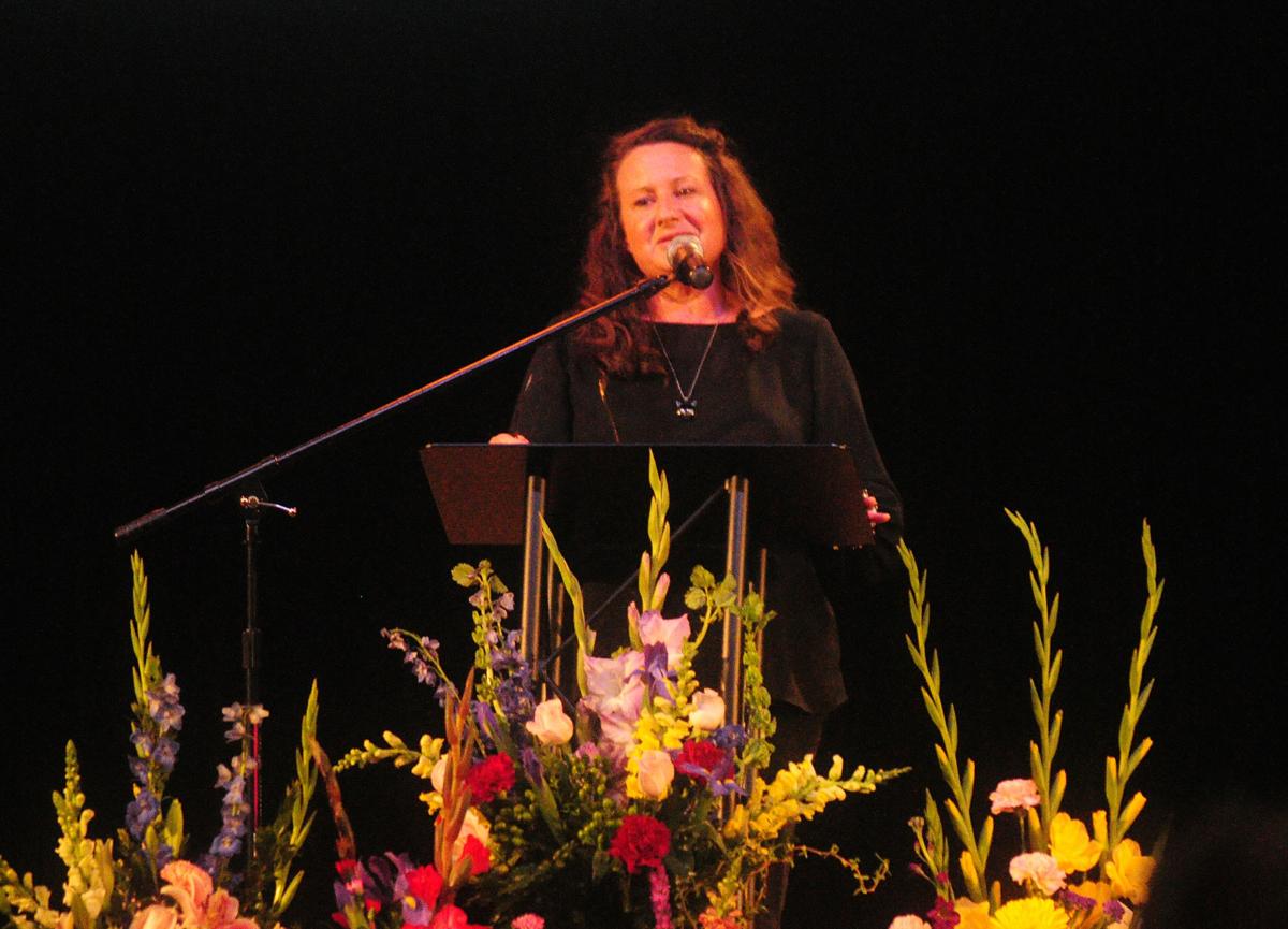 050819-lx-nws-Shelly Garrett Service03-lg