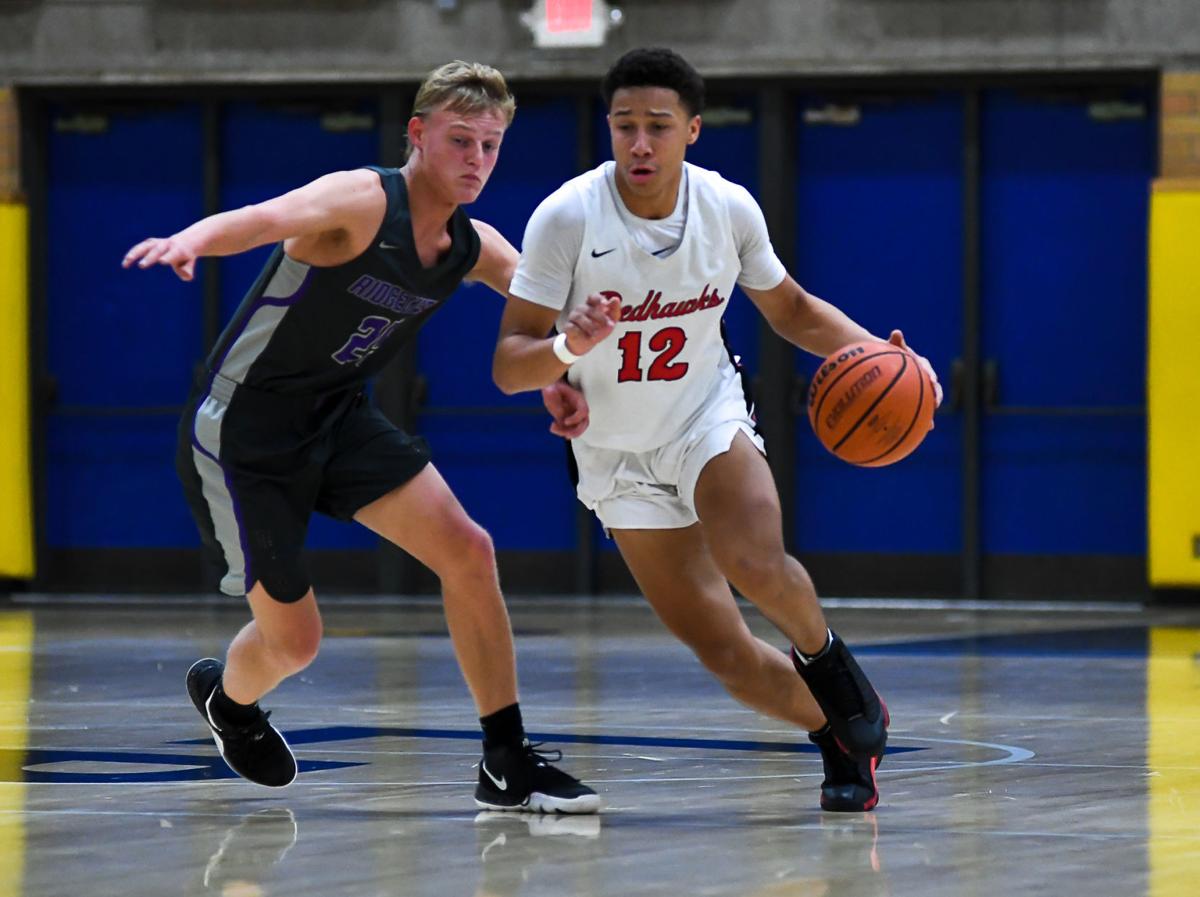 Prep Boys Basketball Redhawks Pull Away To Get To 3 0 High School Democratherald Com
