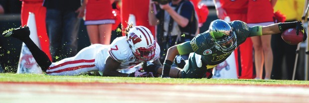 Rose Bowl: Oregon Ducks senior wide receiver Lavasier Tuinei saves best for  last with career day 