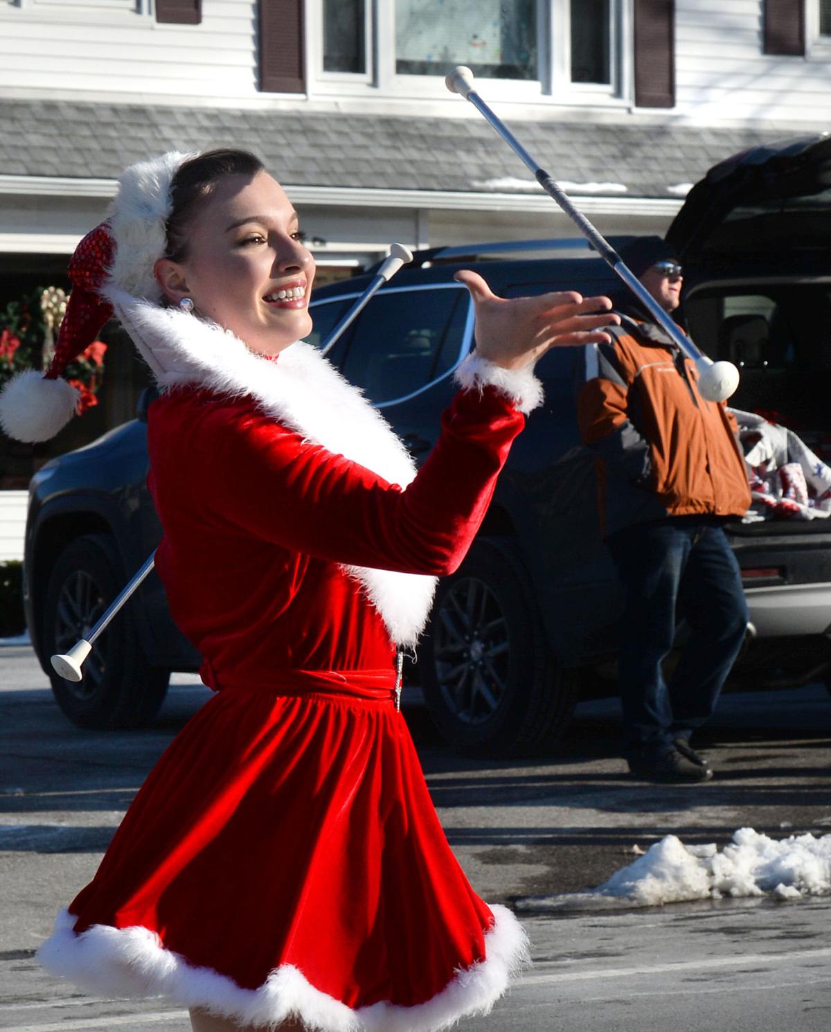 SLIDESHOW Derry Holiday Parade Gallery