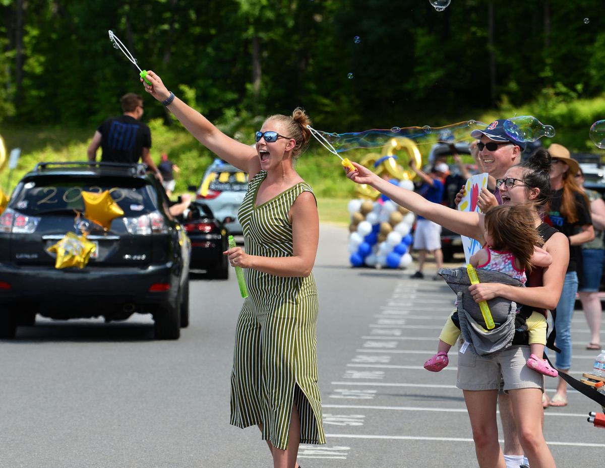 200612_ET_CRU_WindhamSeniorParade_3.JPG