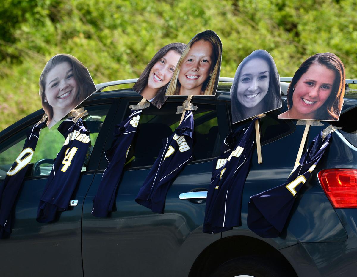 200612_ET_CRU_WindhamSeniorParade_12.jpg