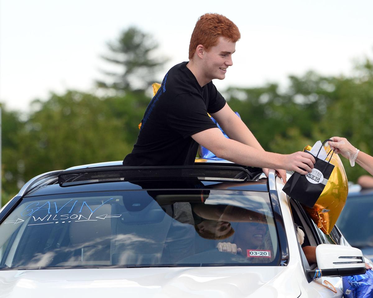 200612_ET_CRU_WindhamSeniorParade_19.jpg