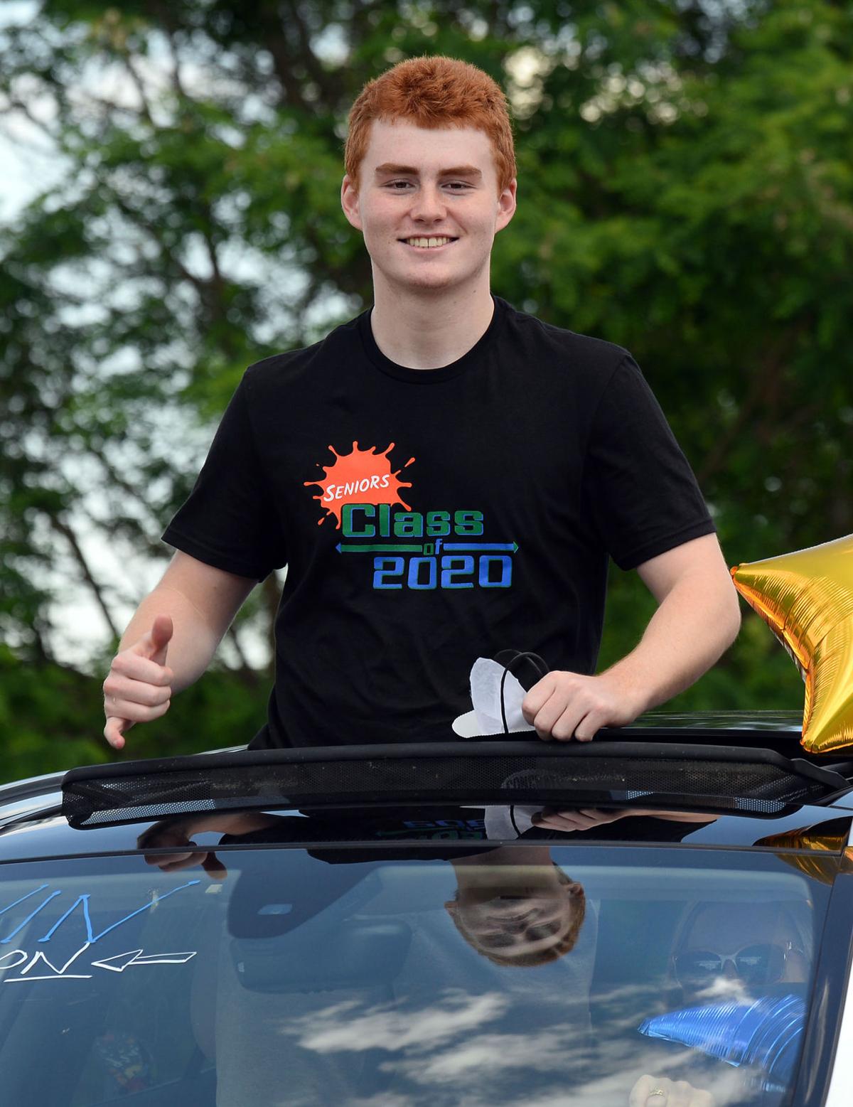 200612_ET_CRU_WindhamSeniorParade_20.jpg