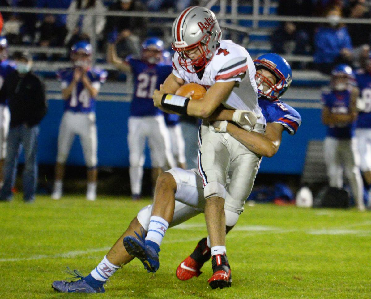 200925_ET_CRU_FOOTBALL_6.jpg