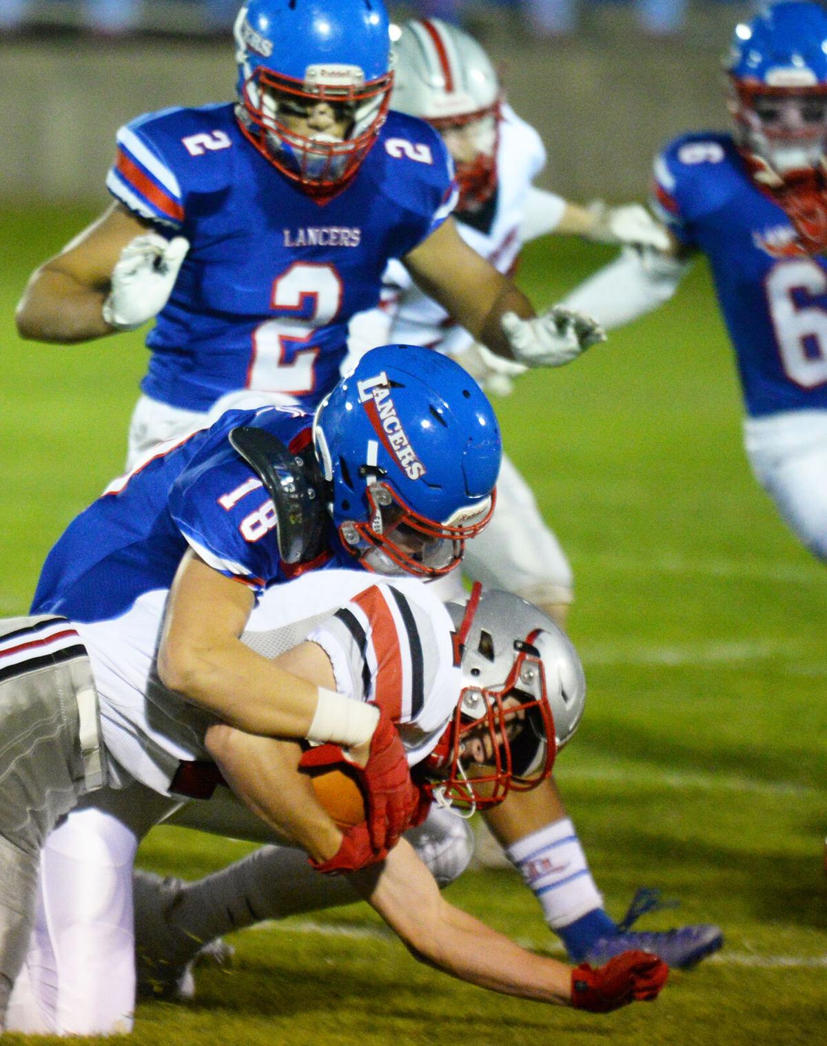 200925_ET_CRU_FOOTBALL_12.jpg