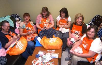 Home Depot Employees Knit Blankets Hats For Parkland News Derrynews Com