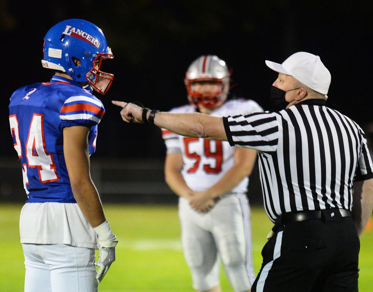 200925_ET_CRU_FOOTBALL_24.jpg