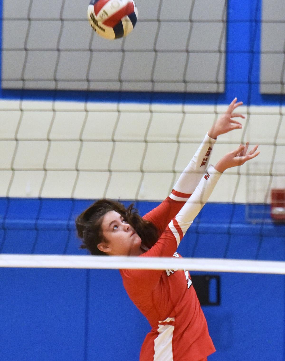 Pinkerton defeated Salem in volleyball action.