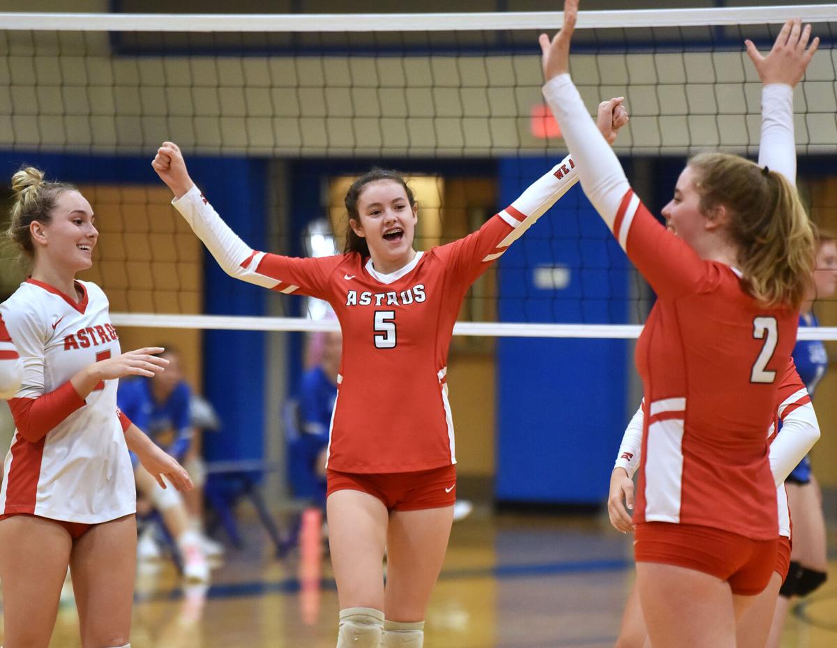 Pinkerton defeated Salem in volleyball action.