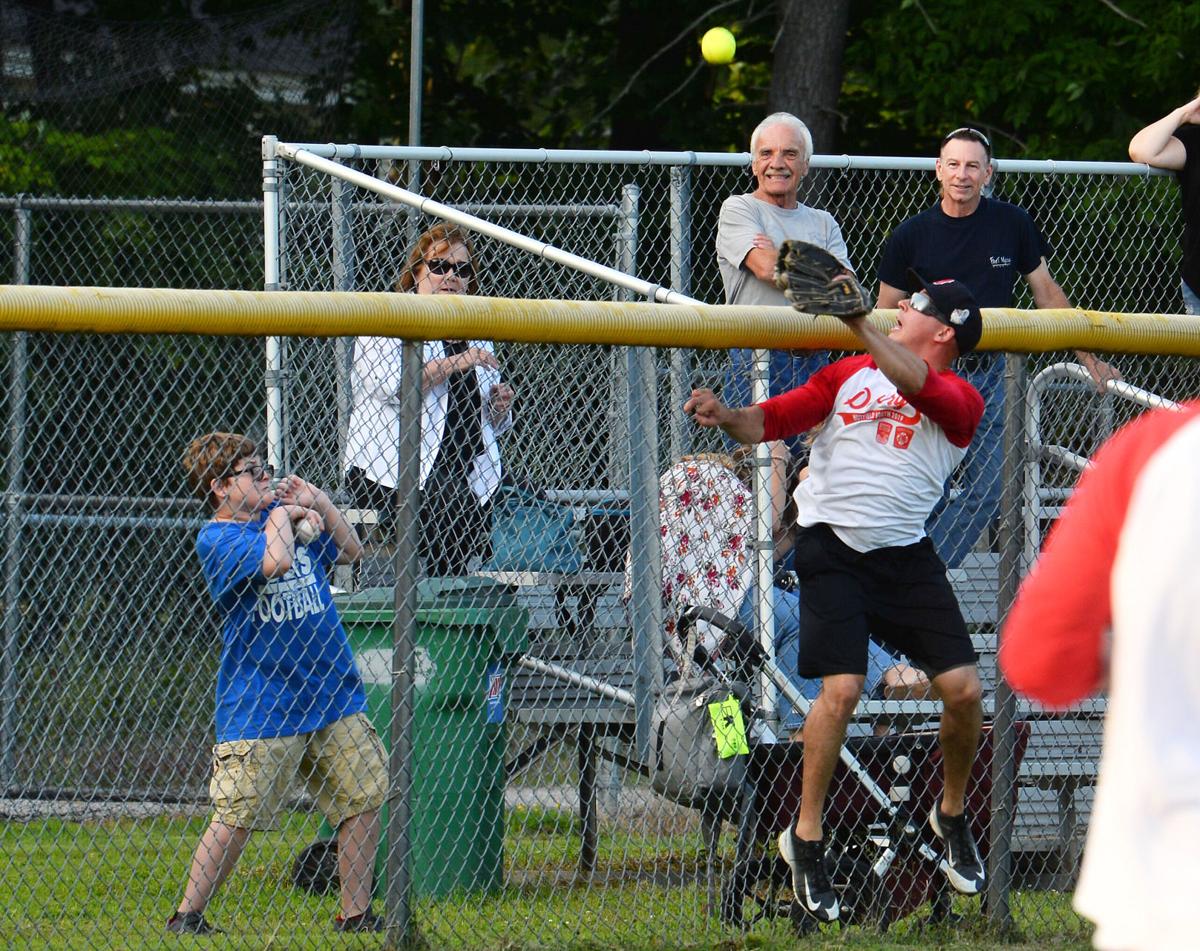 190816_DN_CRU_BENEFIT SOFTBALL_4.JPG
