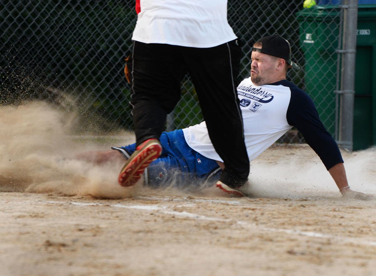 190816_DN_CRU_BENEFIT SOFTBALL_13.JPG